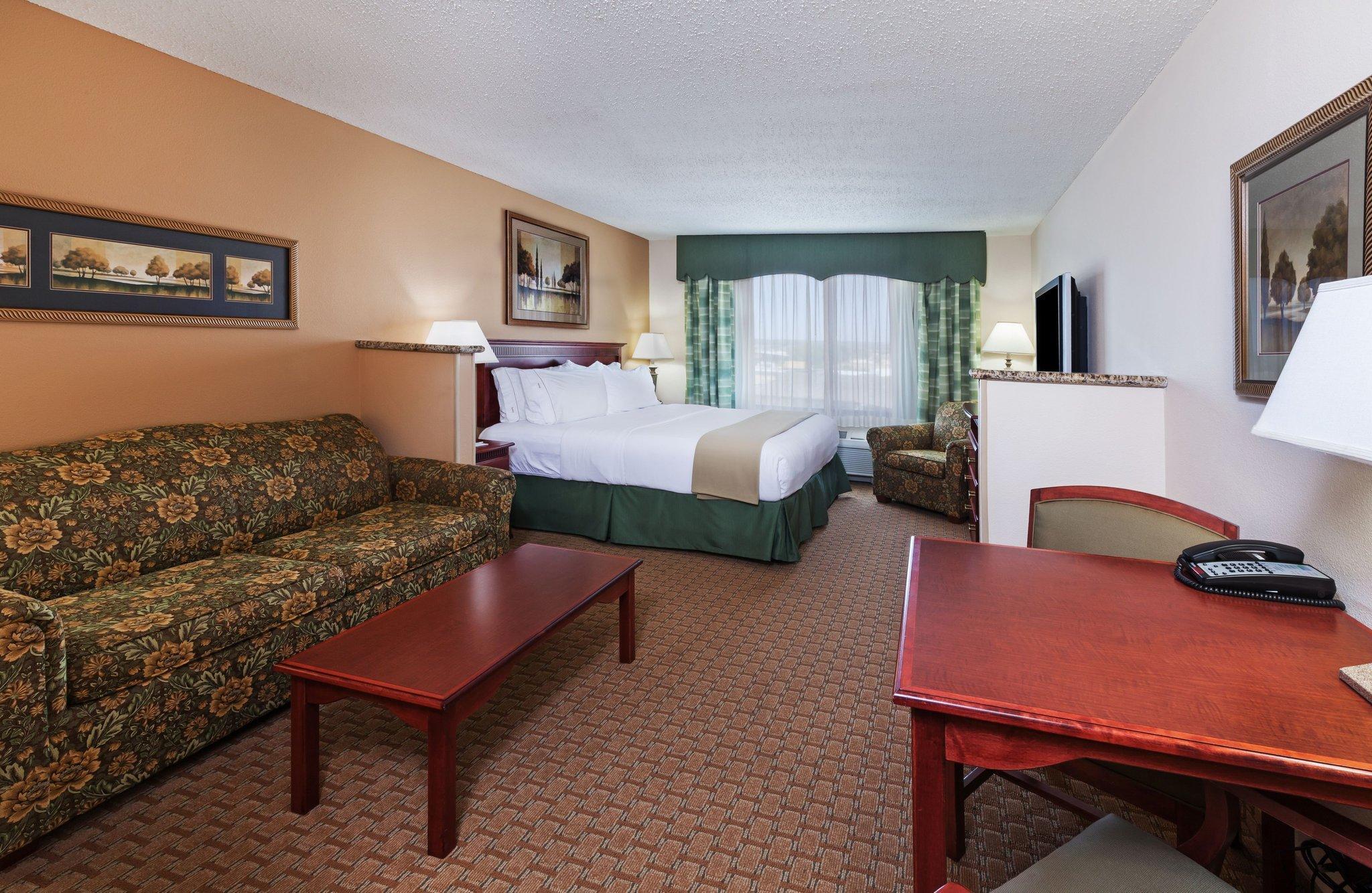 Holiday Inn Express & Suites Selma By Ihg Exteriér fotografie