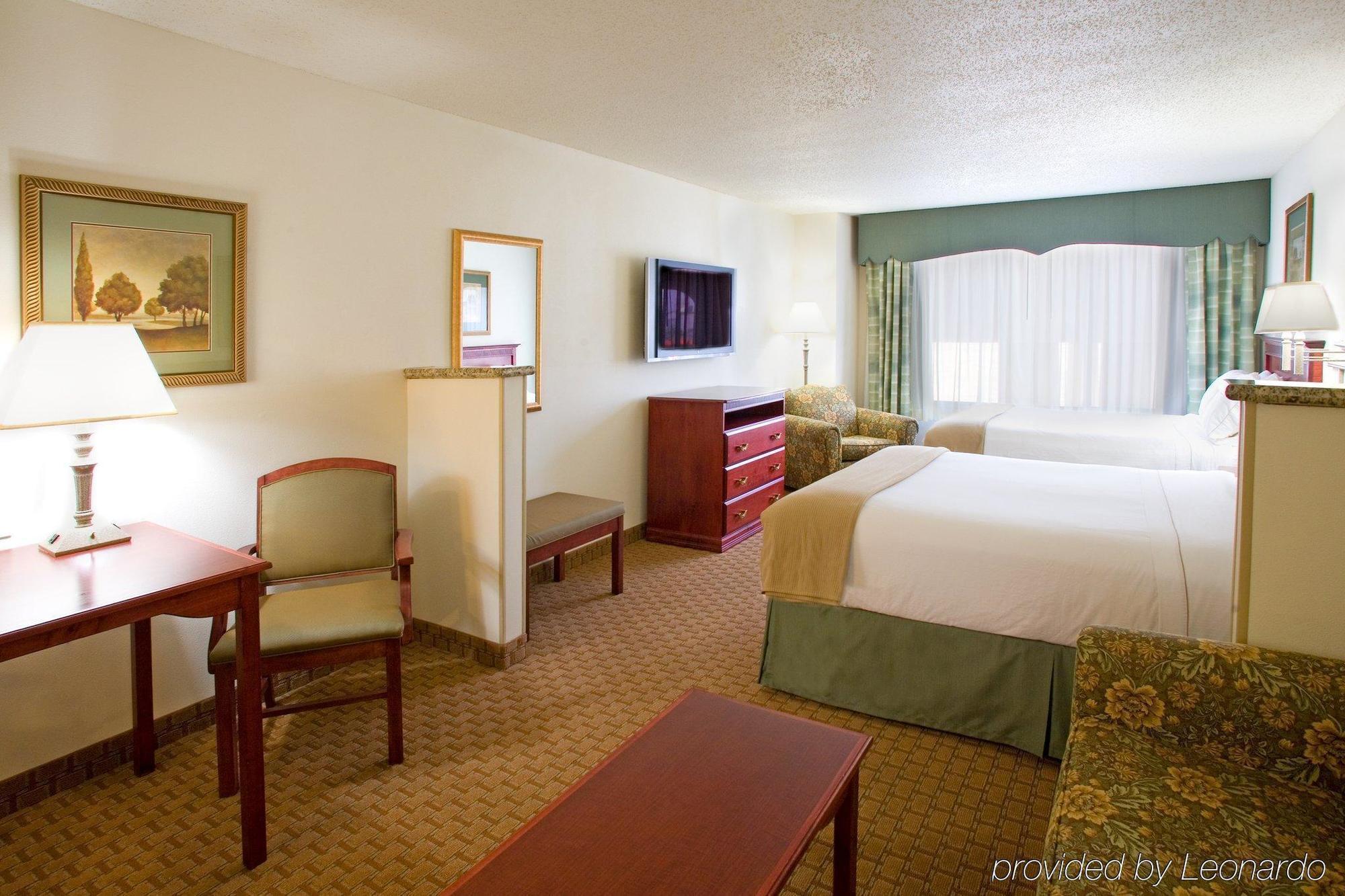 Holiday Inn Express & Suites Selma By Ihg Exteriér fotografie
