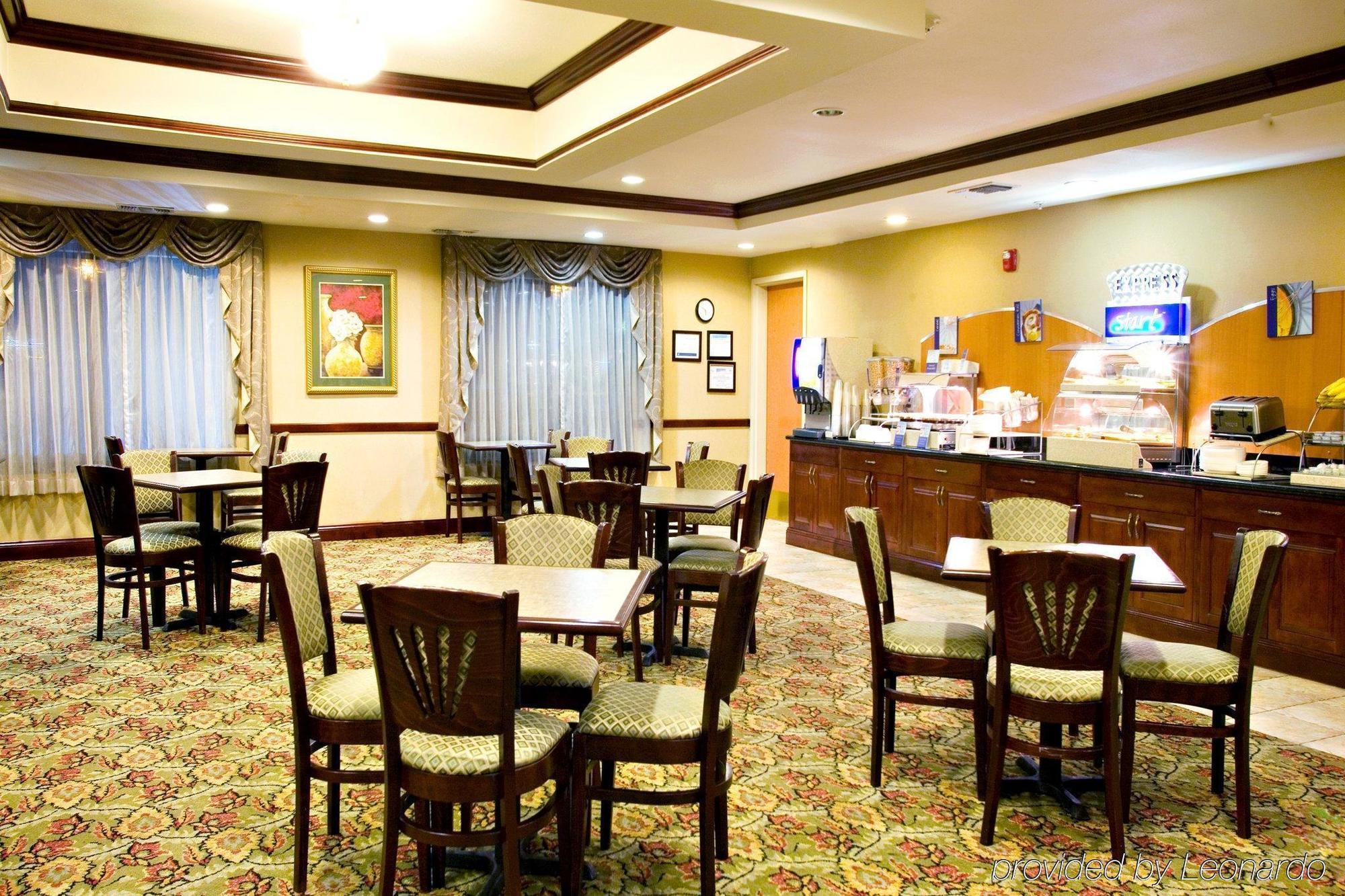 Holiday Inn Express & Suites Selma By Ihg Exteriér fotografie