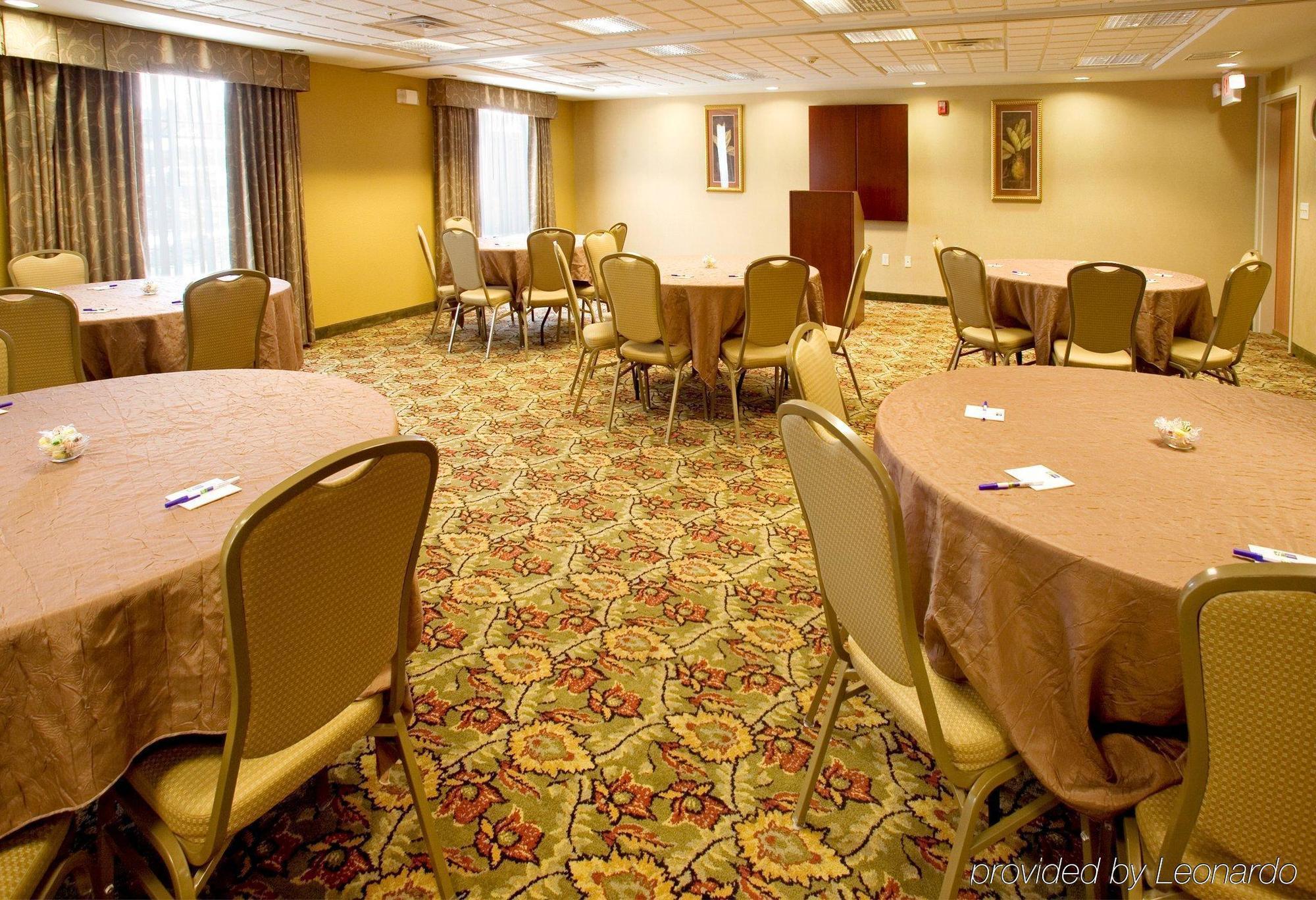 Holiday Inn Express & Suites Selma By Ihg Exteriér fotografie