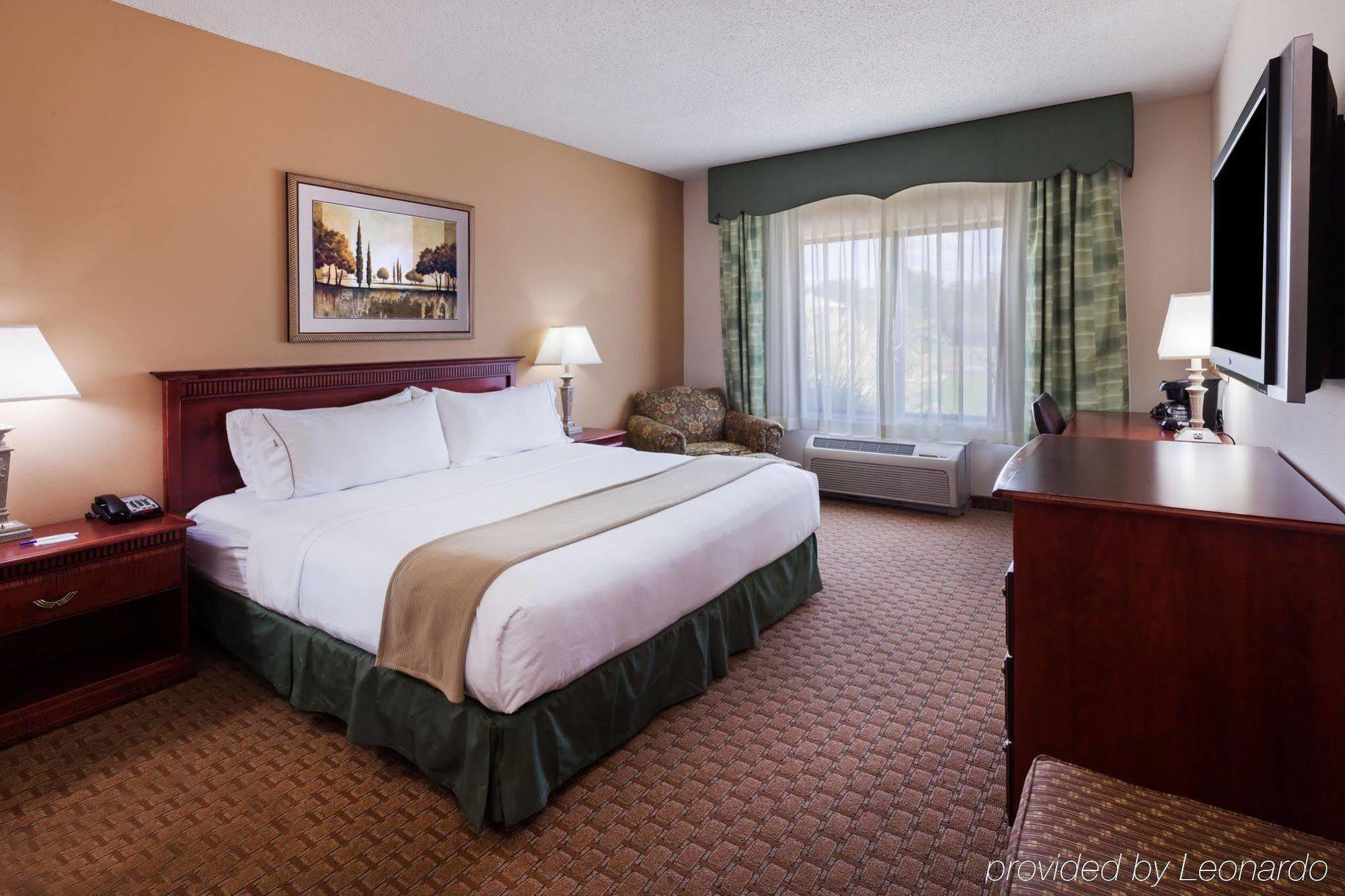 Holiday Inn Express & Suites Selma By Ihg Exteriér fotografie